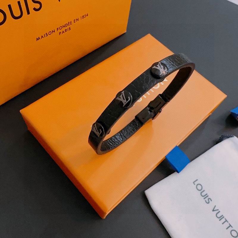LV Bracelet 05yxh70