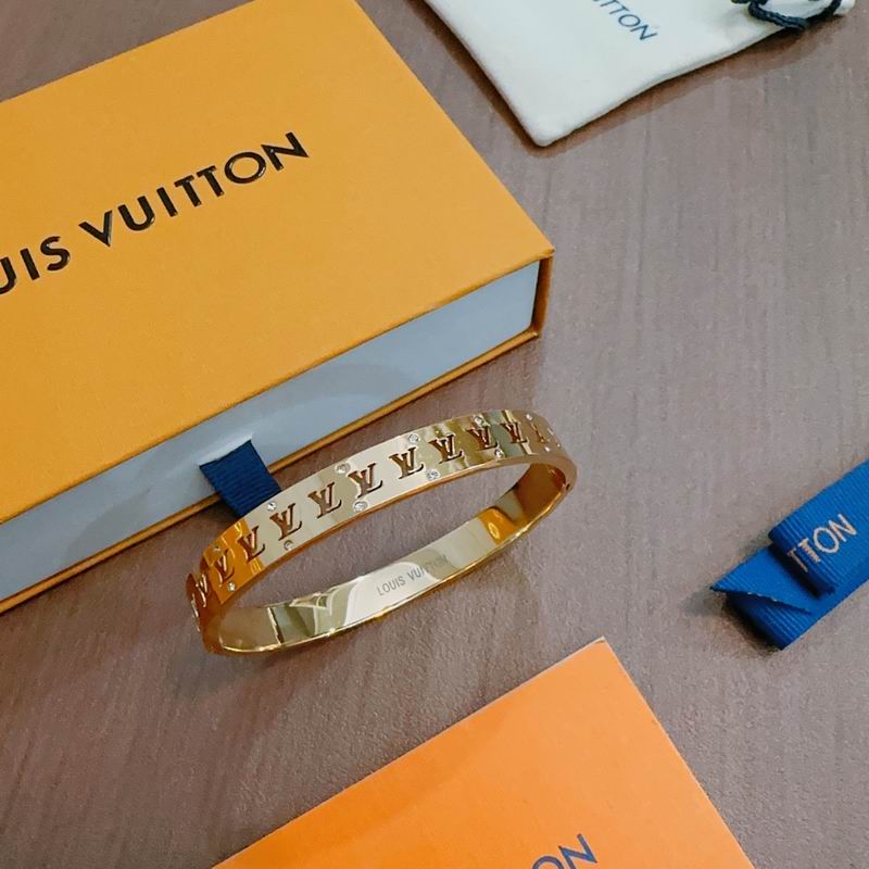 LV Bracelet 11yxx05