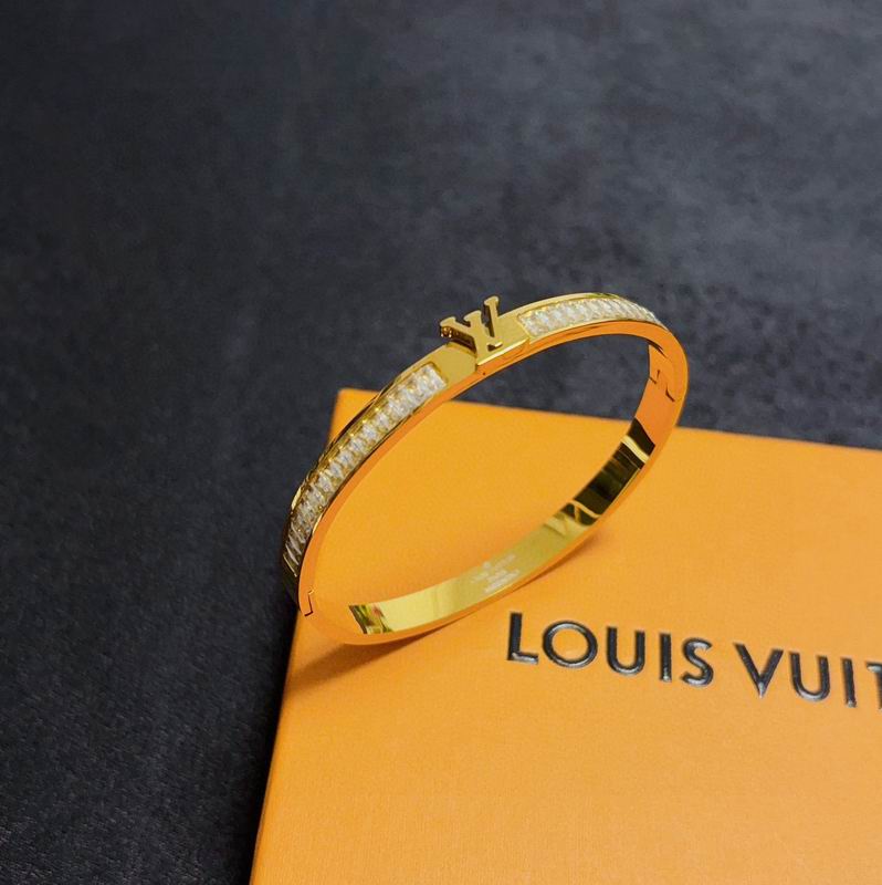 LV Bracelet 11yxx110