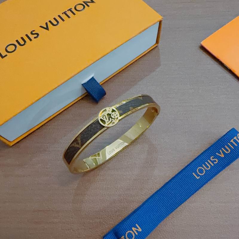 LV Bracelet 11yxx115