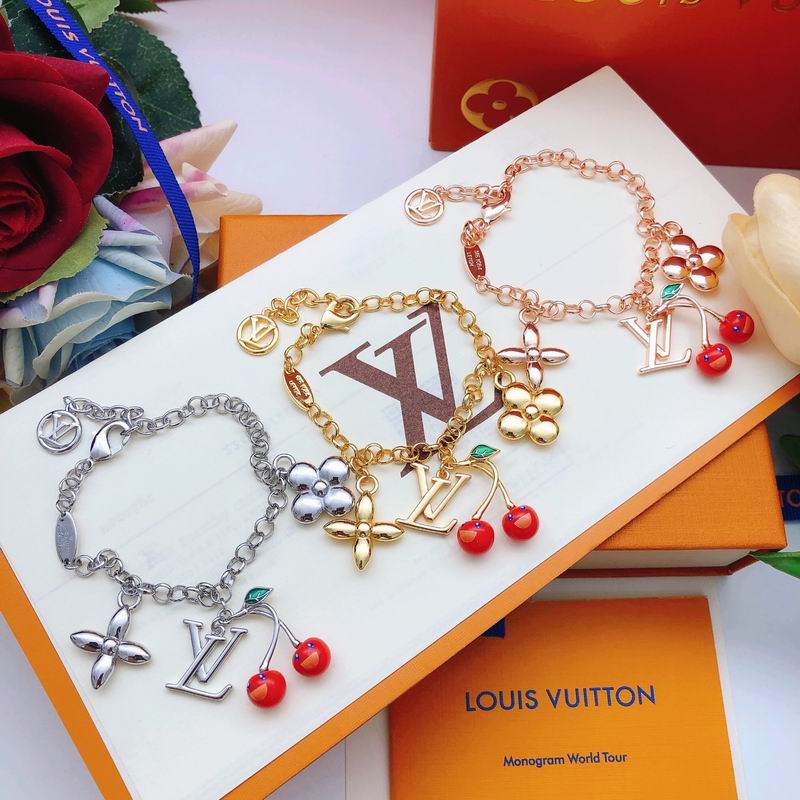 LV Bracelet 11yxx120