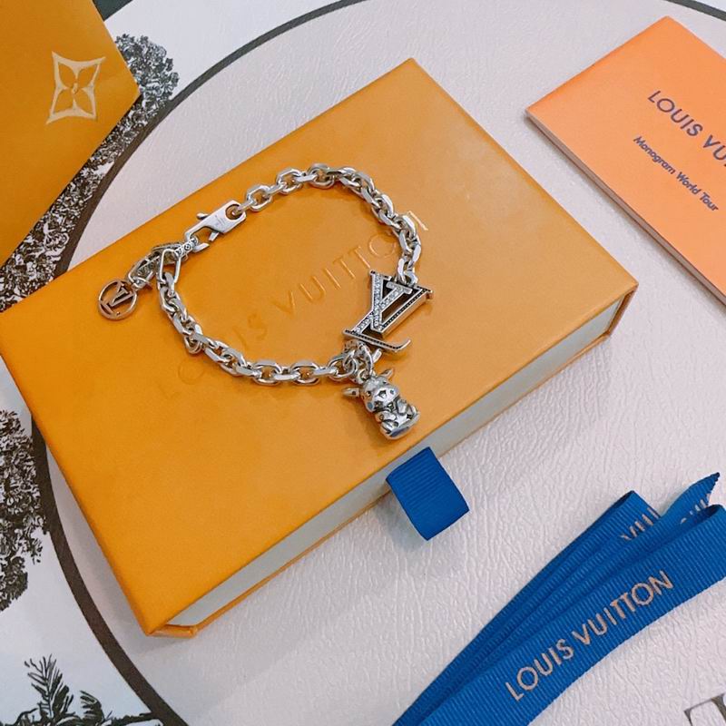 LV Bracelet 11yxx169