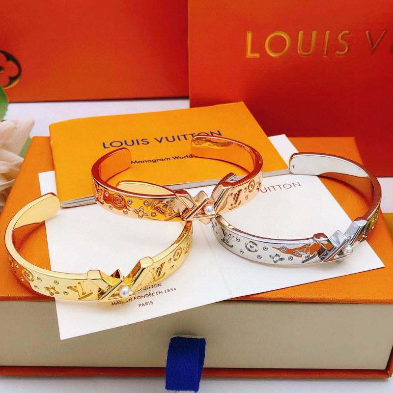 LV Bracelet 11yxx67