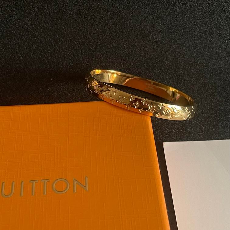 LV Bracelet 12lyh947