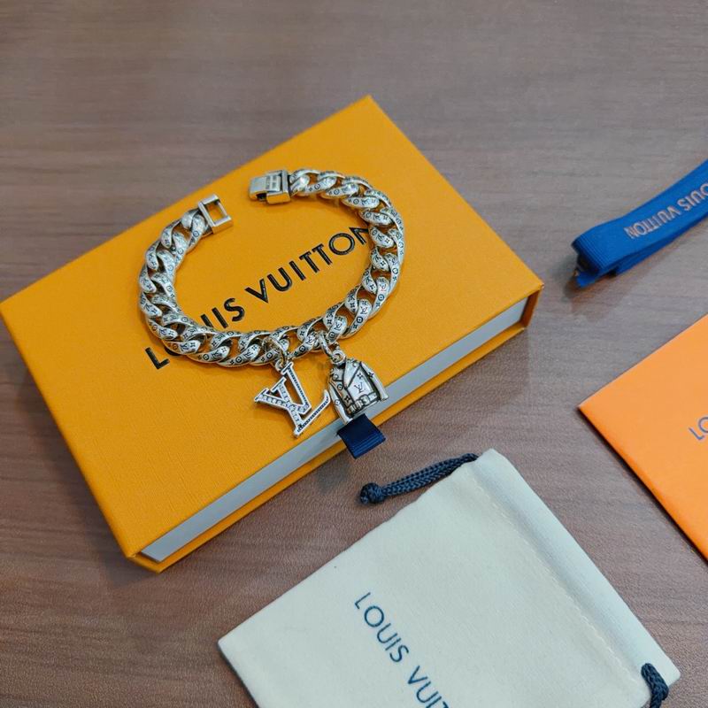 LV Bracelet 12yxx179