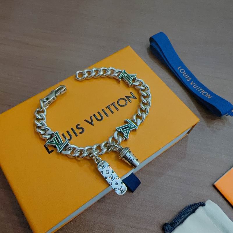 LV Bracelet 12yxx180