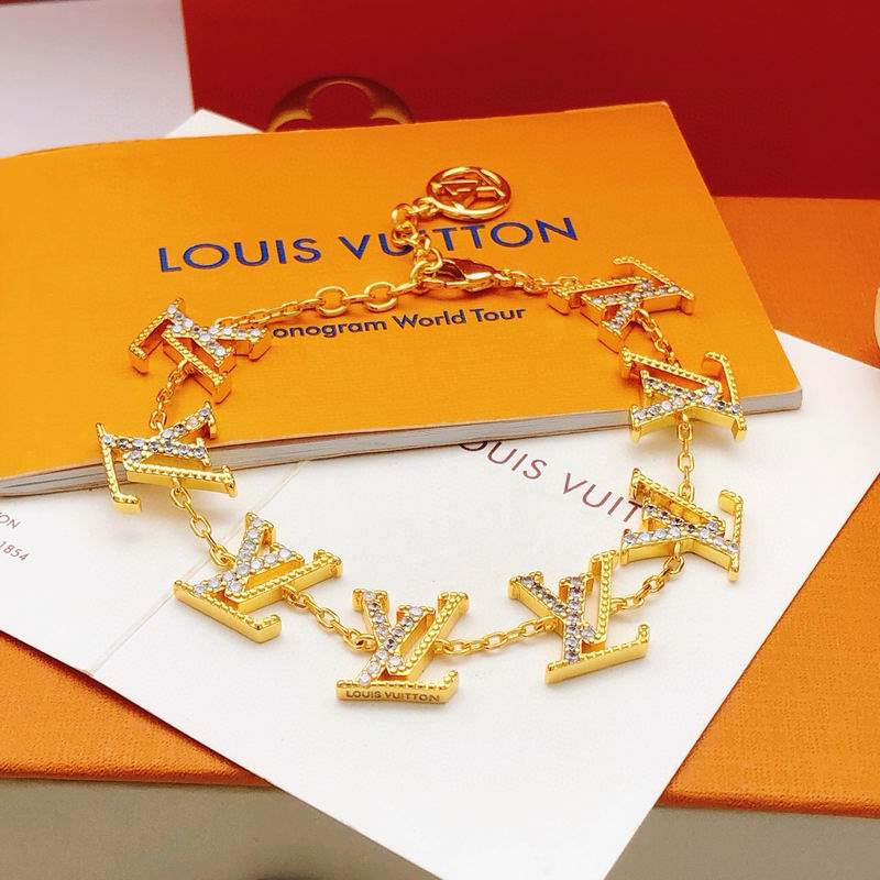 LV Bracelet 12yxx243