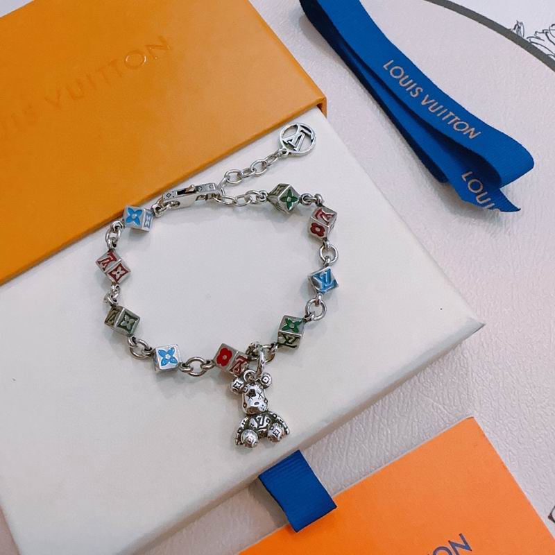 LV Bracelet 12yxx263