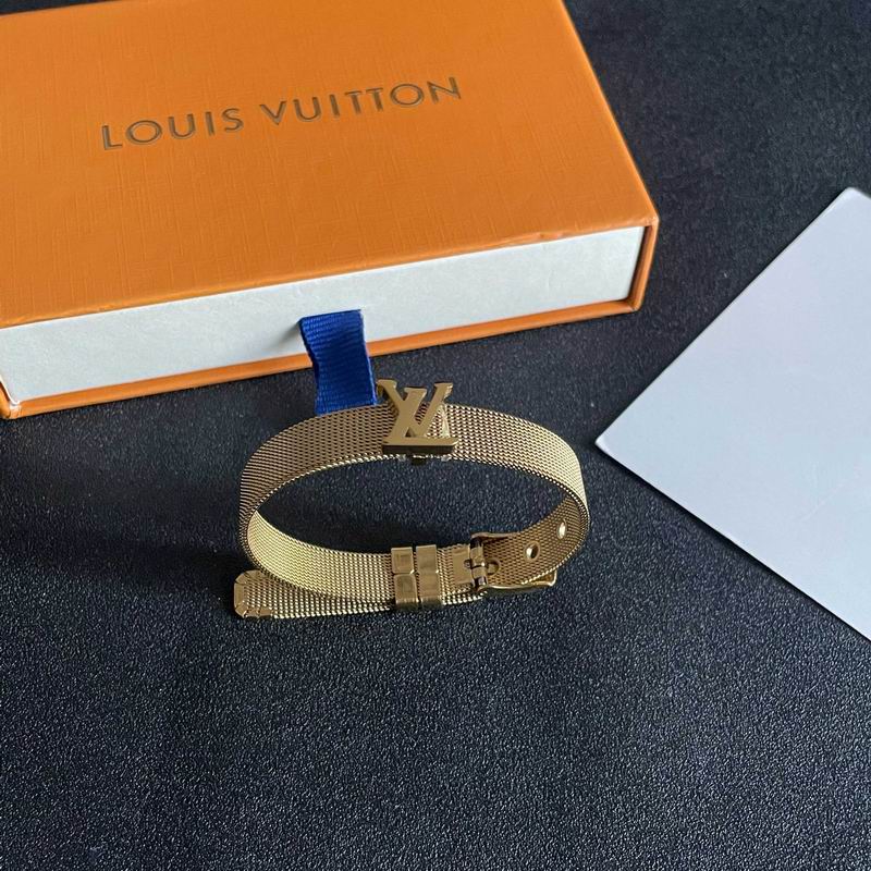 LV Bracelet 12yxx281