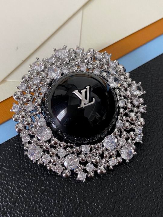 LV Brooch 11lyh07