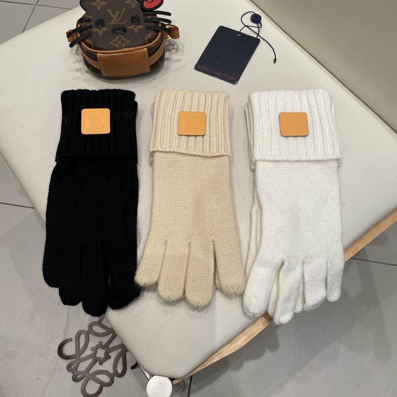 Chanel Gloves M L 101208