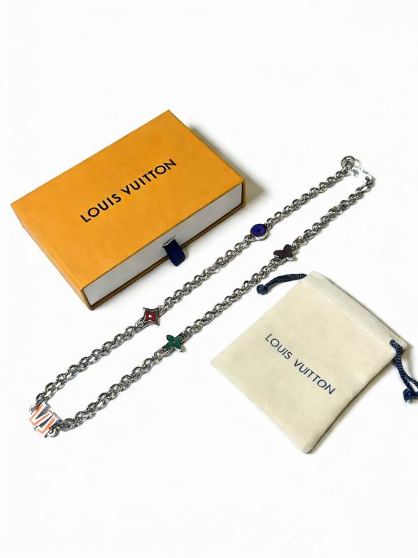 LV Necklace 01yxx257