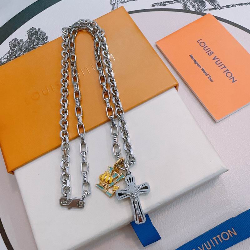 LV Necklace 01yxx267