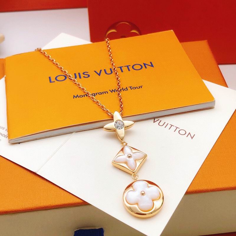 LV Necklace 03yxs215