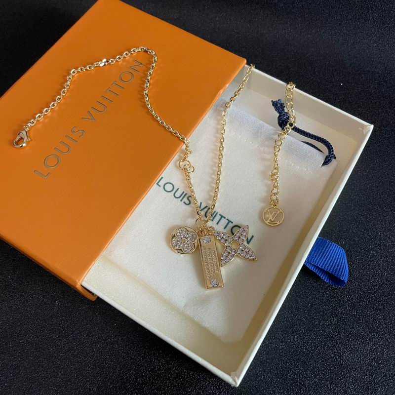 LV Necklace 04yxh105