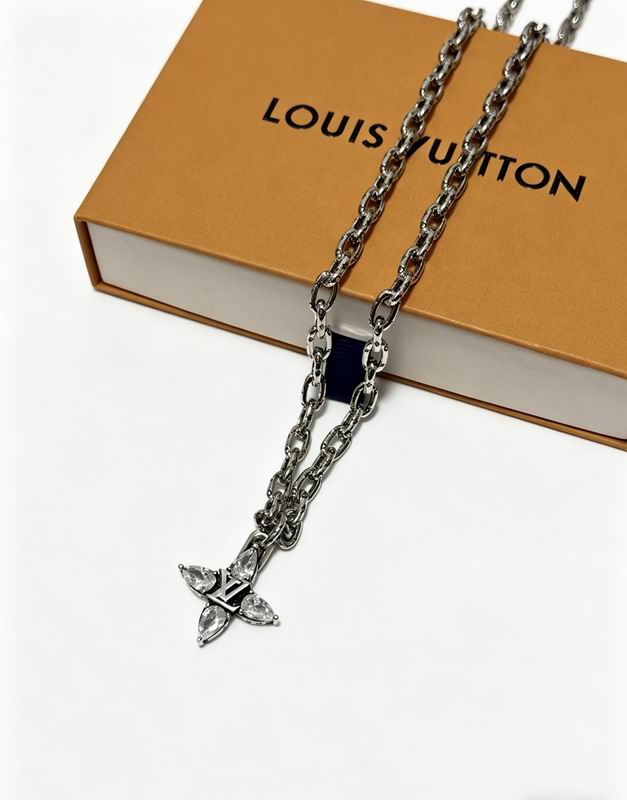 LV Necklace 04yxs29