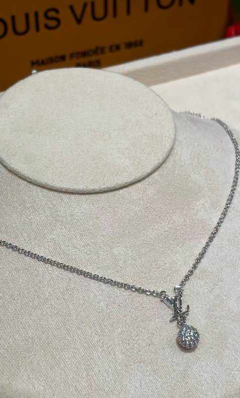 LV Necklace 04yxs293