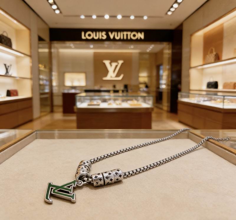 LV Necklace 04yxs38
