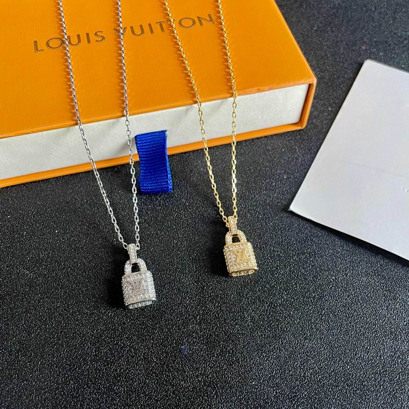 LV Necklace 04yxs42