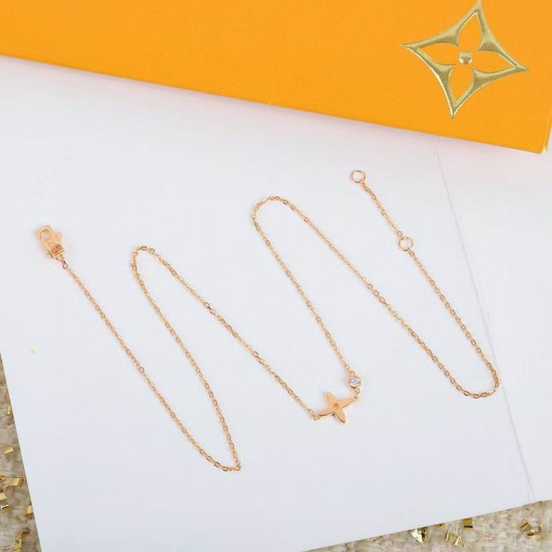 LV Necklace 04yxs77