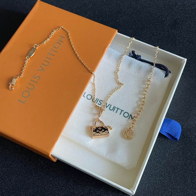 LV Necklace 05yxh19