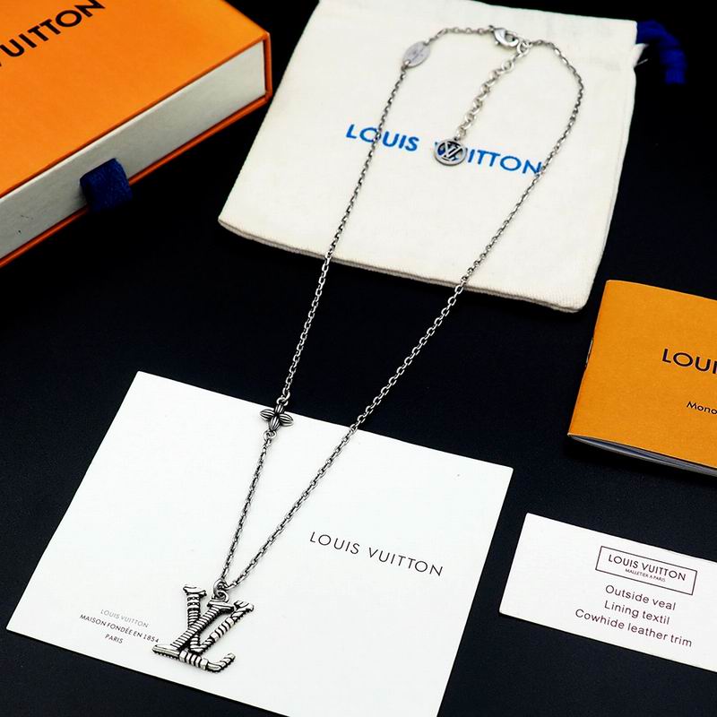 LV Necklace 05yxs115