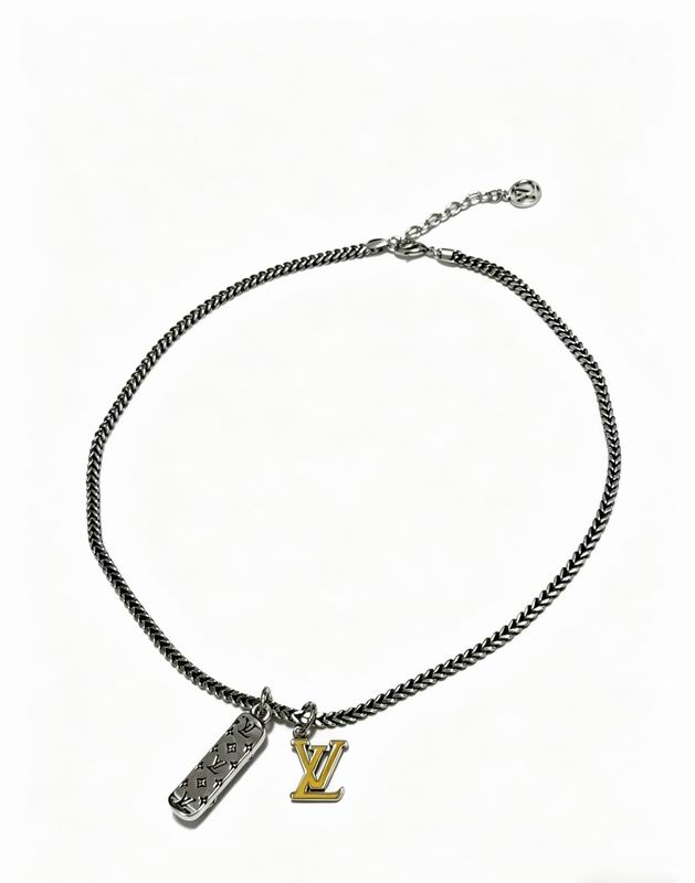 LV Necklace 05yxs131