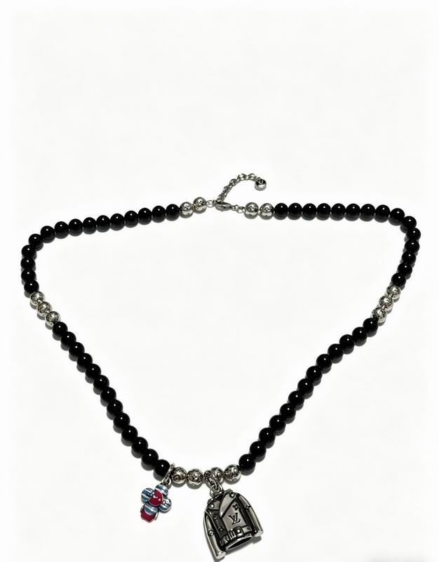 LV Necklace 05yxs132