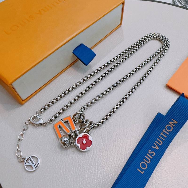 LV Necklace 05yxs16