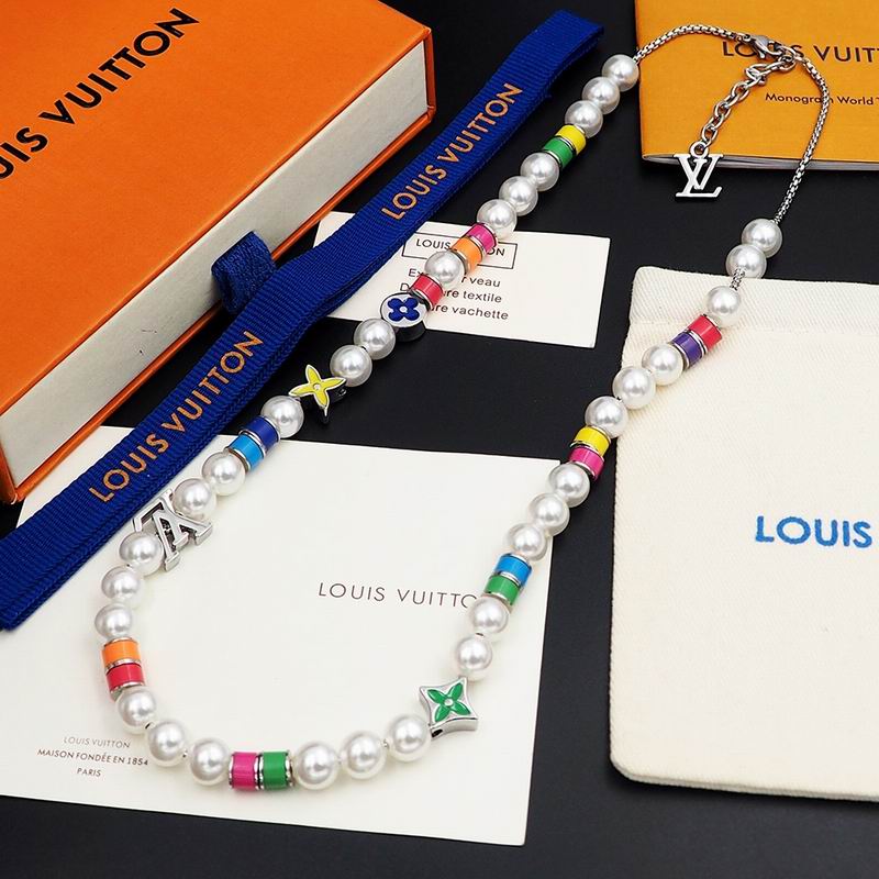 LV Necklace 07yxq12