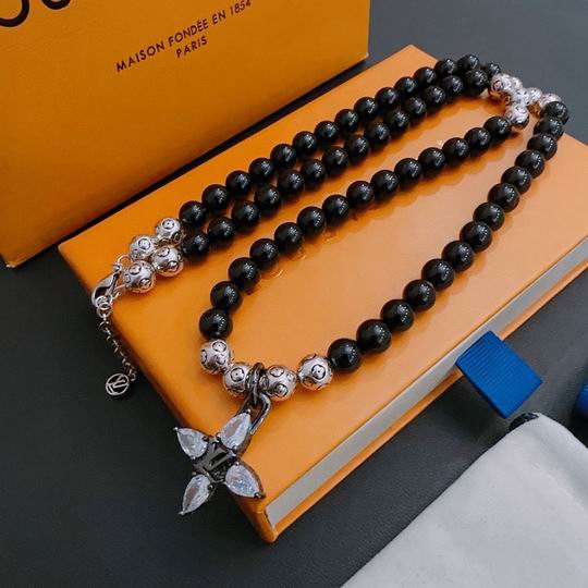 LV Necklace 11lyh678