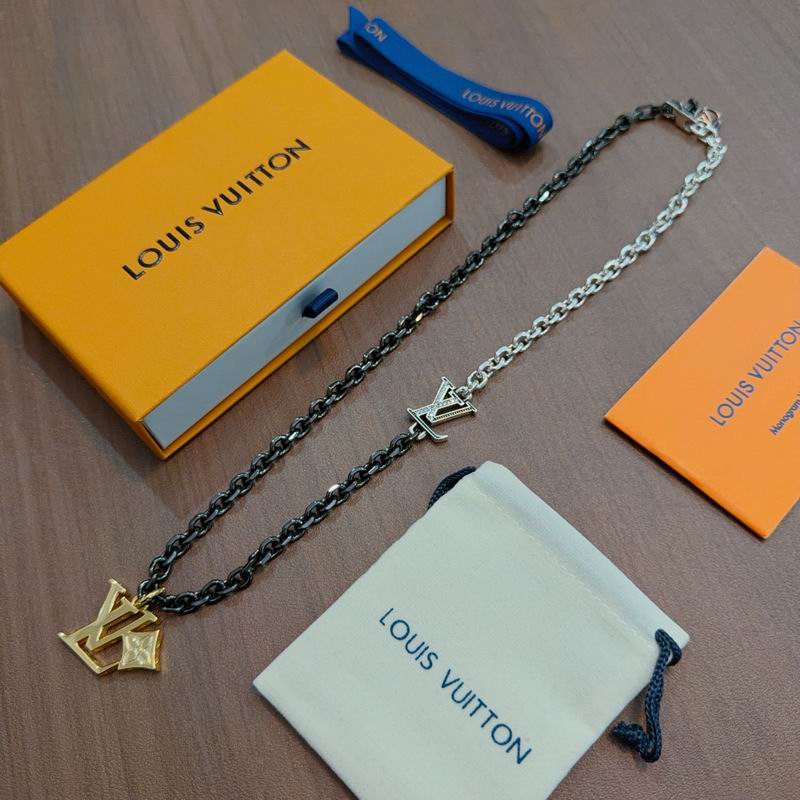 LV Necklace 11yxx102