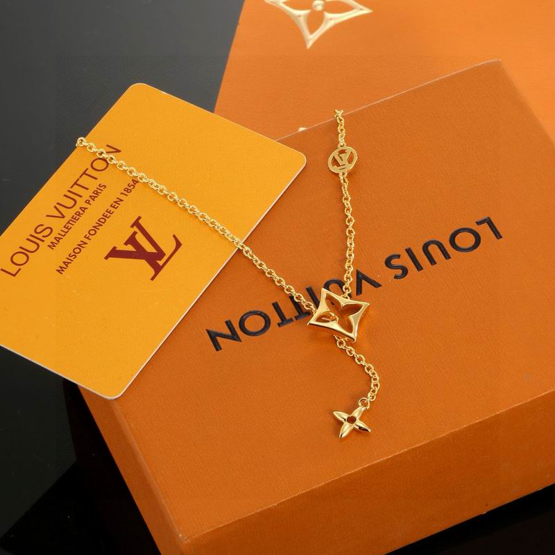 LV Necklace 11yxx148