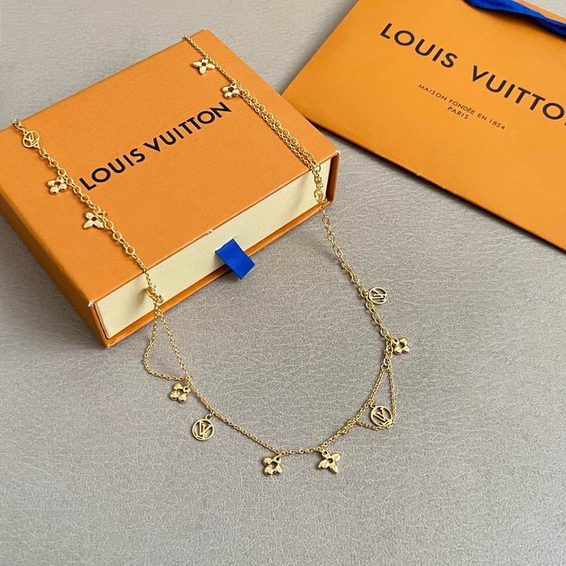LV Necklace 11yxx23