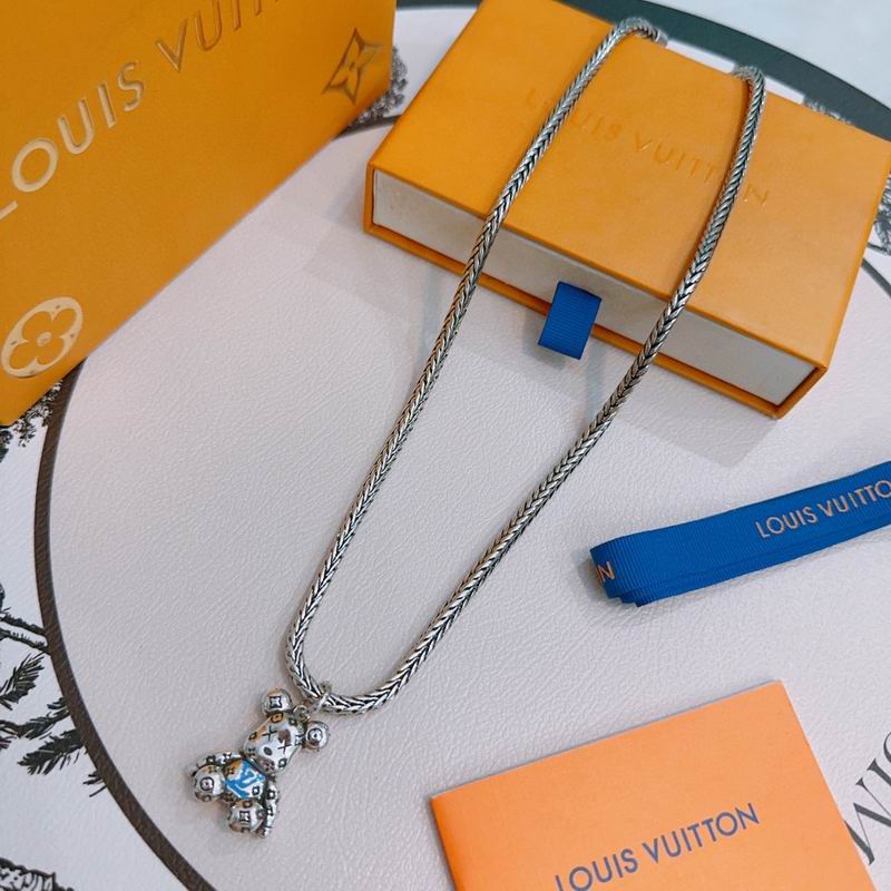 LV Necklace 11yxx90