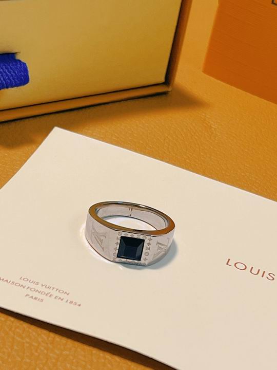 LV Ring 021yh212