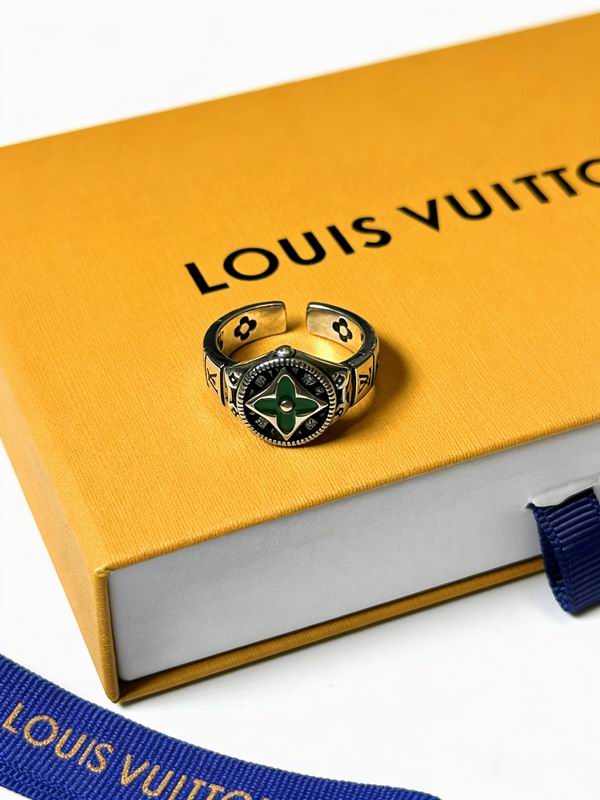 LV Ring 03yxs47