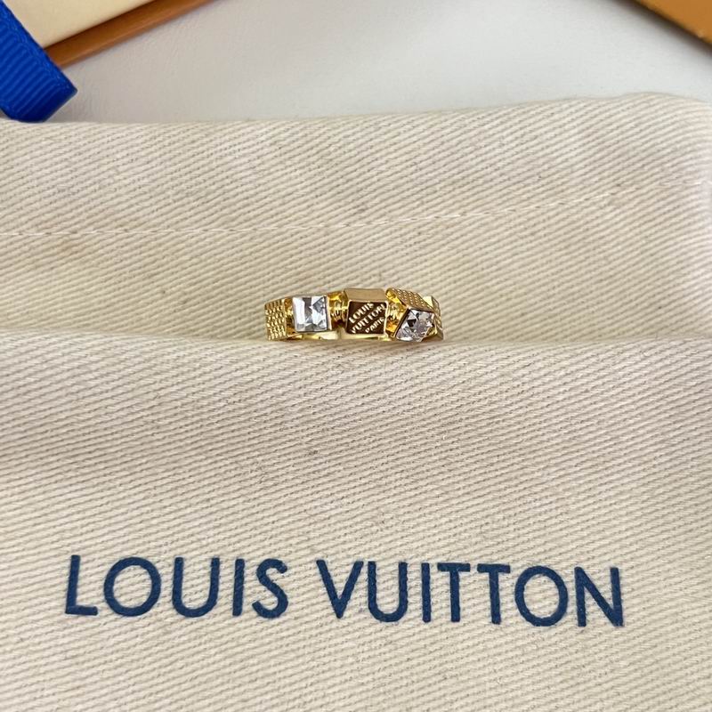 LV Ring 04yxs58