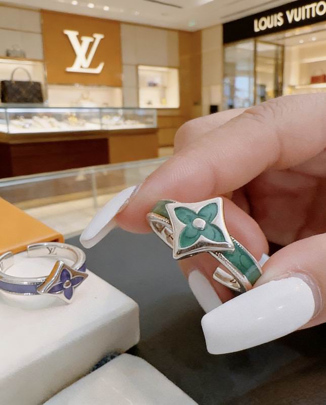 LV Ring 05yxs04