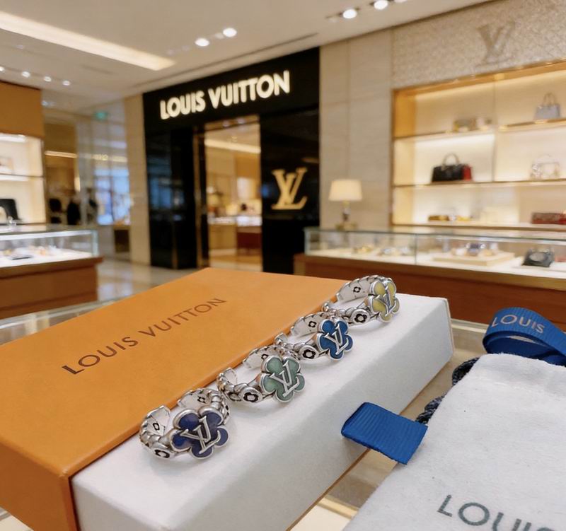 LV Ring 05yxs05