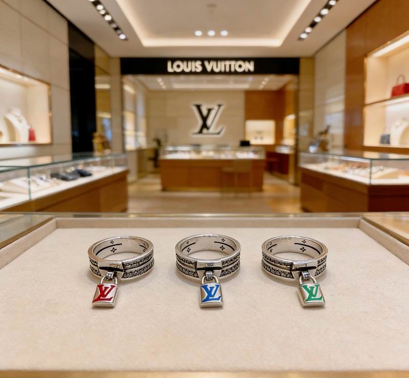 LV Ring 05yxs27