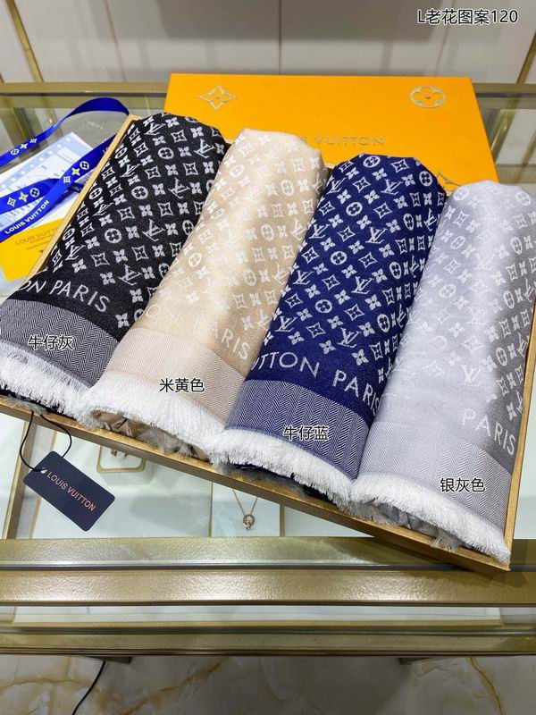 LV Scarf 120X120cm 50%羊毛50%真丝 E071126