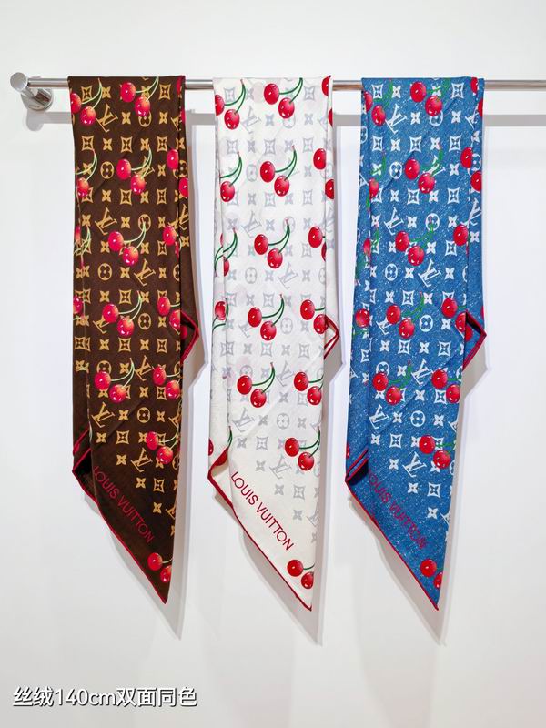 LV Scarf 140X140cm 70%羊绒30%真丝  E080312