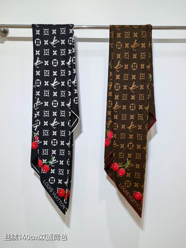 LV Scarf 140X140cm 70%羊绒30%真丝 E081942