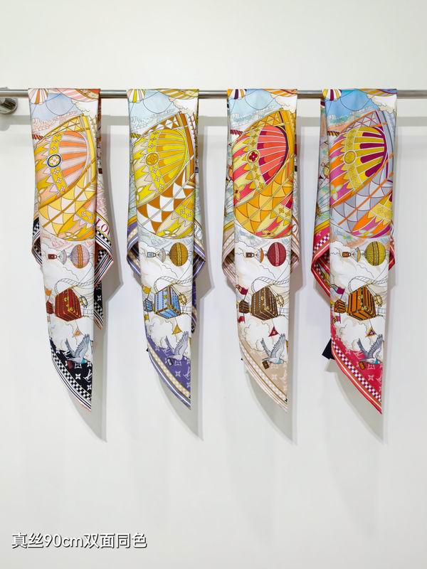 LV Silk Scarf 90X90cm E043011