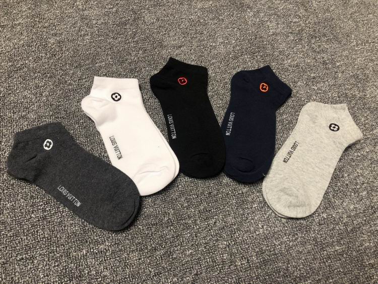 LV Socks 08