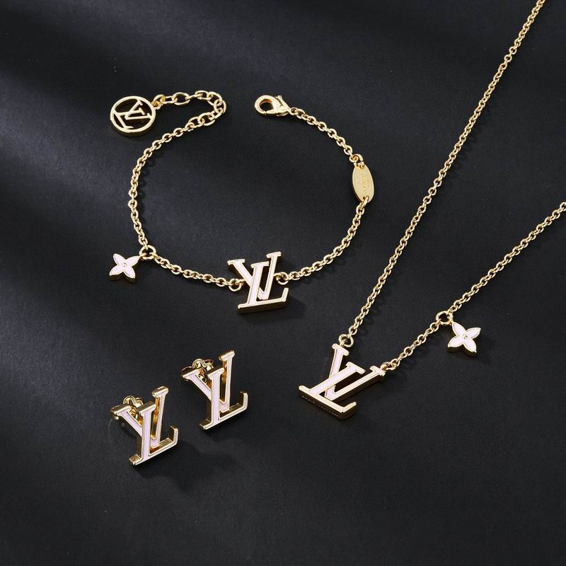LV Suits 04yxs36
