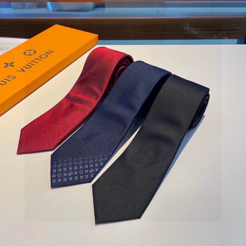 LV Tie hm03