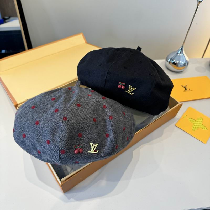 LV beret 120902