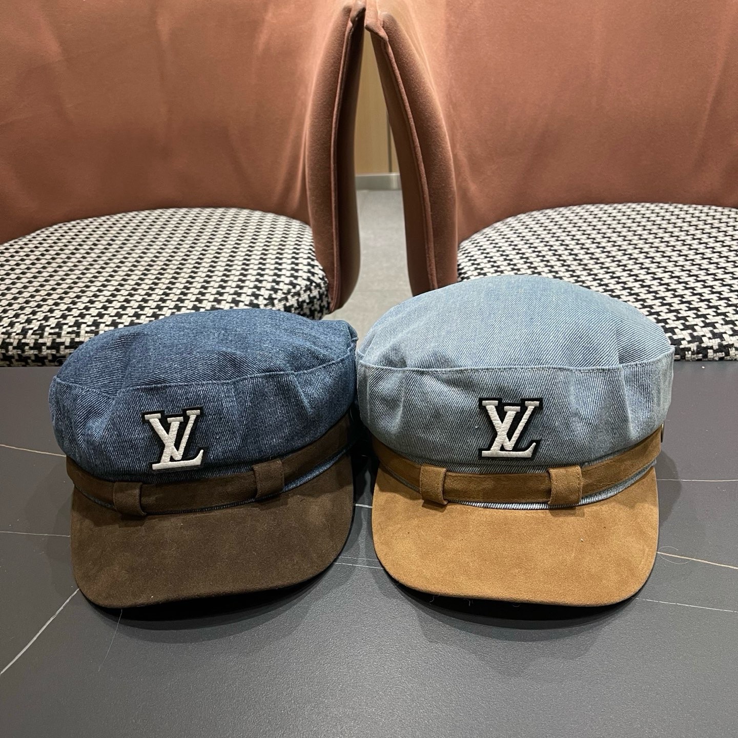 LV cap 030502